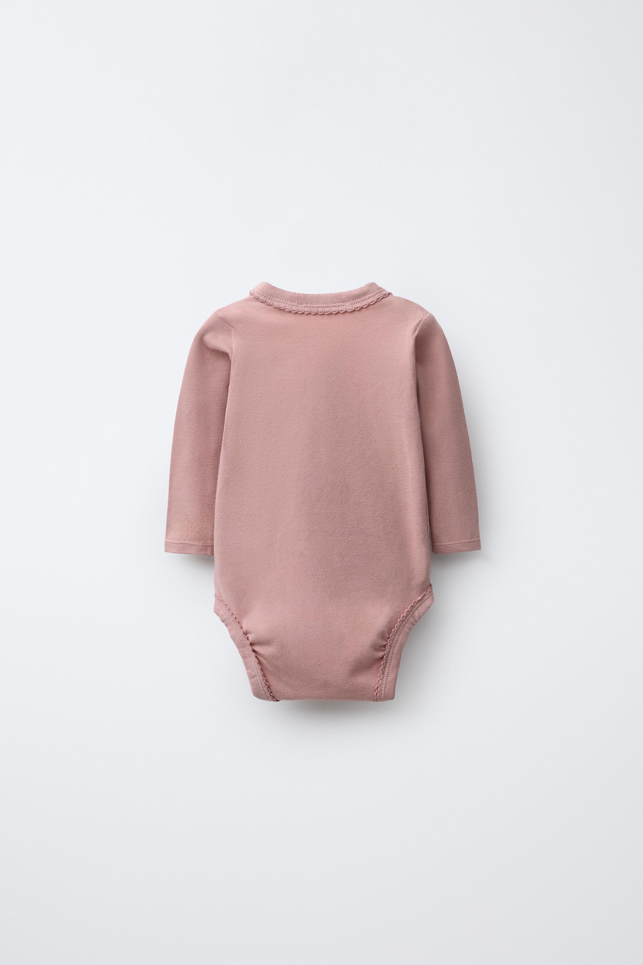 LOT DE TROIS BODYS COL KIMONO FLEURS